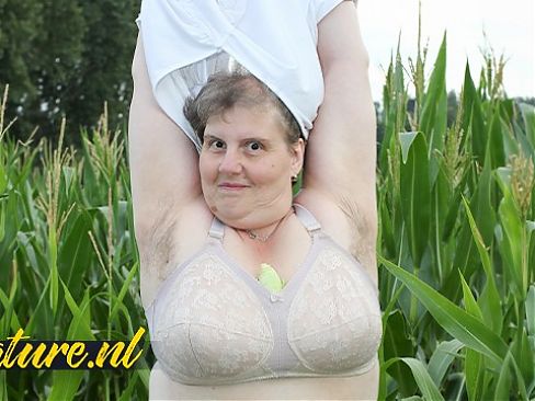Hairy Mature BBW Tina Plays With Her Huge Ass and Fat Pussy In a Corn Field